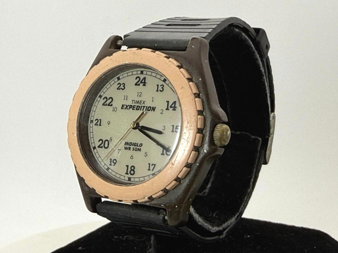 Vintage Timex Expedition Field Watch 37mm Indiglo Quartz New Battery Cream Dial