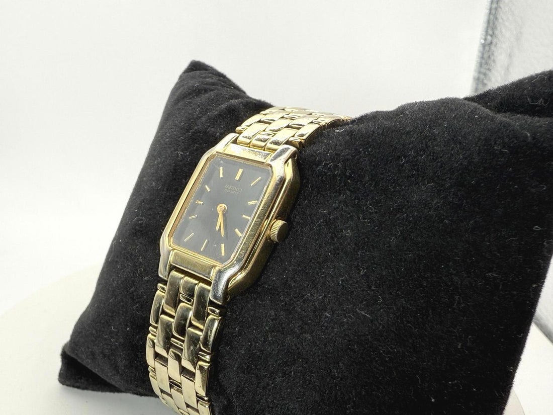 Seiko Ladies Quartz Vintage V400-5498 17mm Case