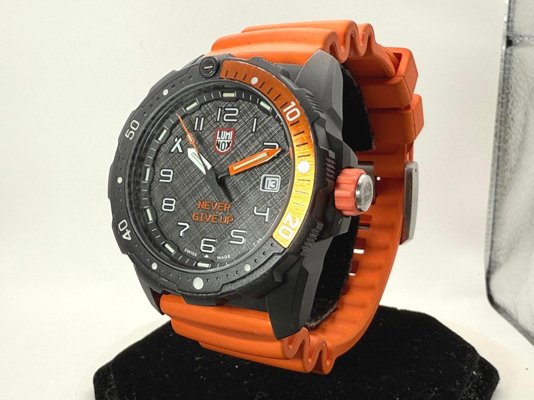 Luminox Bear Grylls Survival "Never Give Up" Quartz 45mm Case