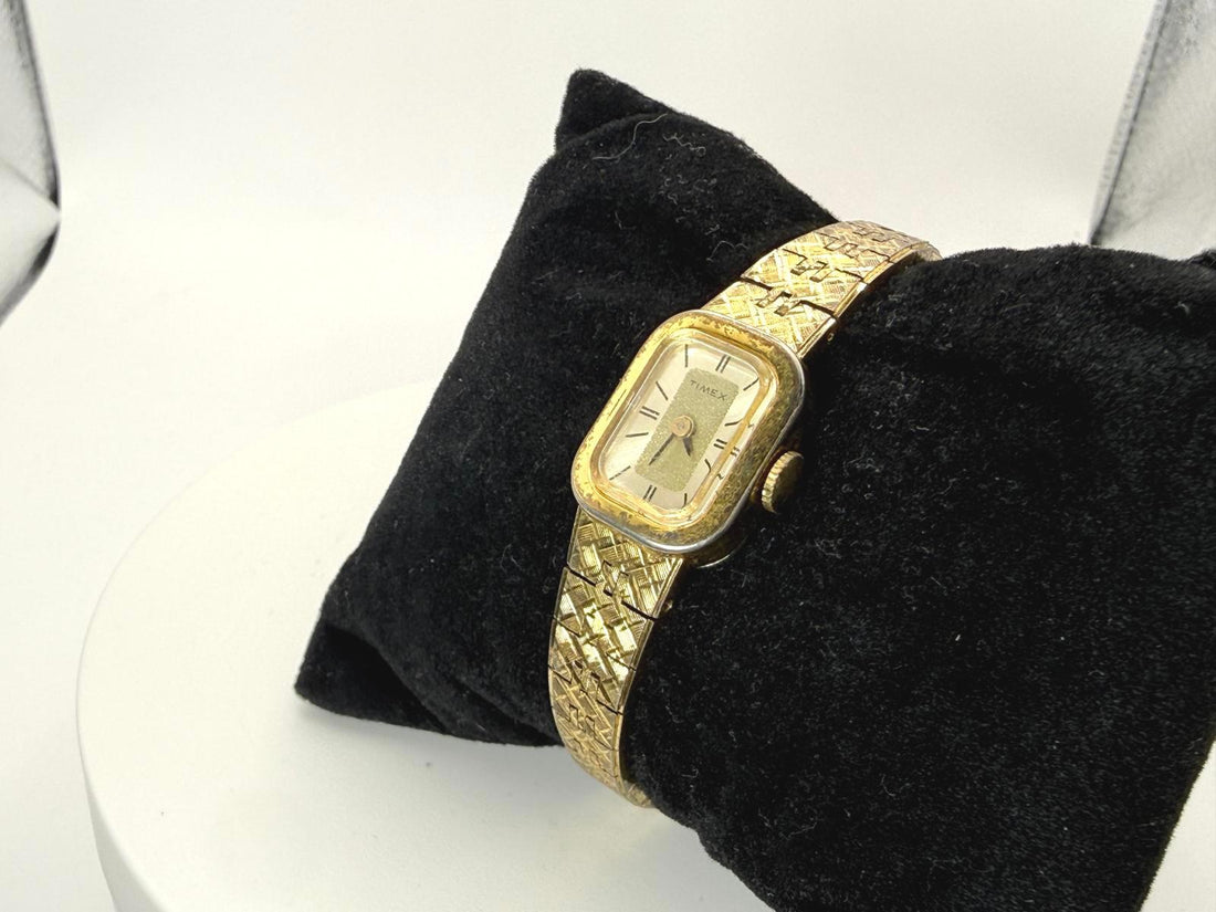 Vintage Timex Ladies Mechanical Gold Bracelet Watch 15mm Petite Jewelry