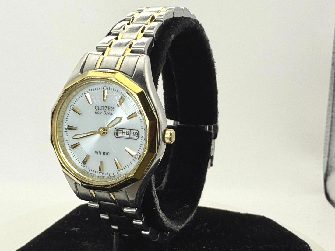 Citizen Eco-Drive Ladies Two Tone WR100 Day Date Quartz Watch 26mm case